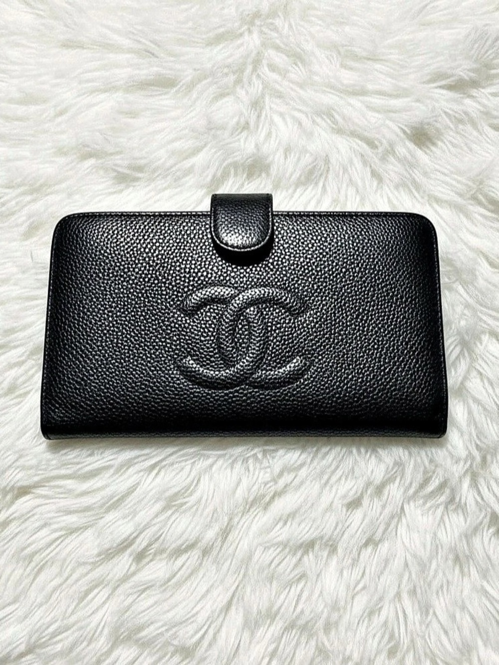 Chanel Vintage Chanel Caviar Leather CC Logo Bifold Kisslock Long Wallet Vintage